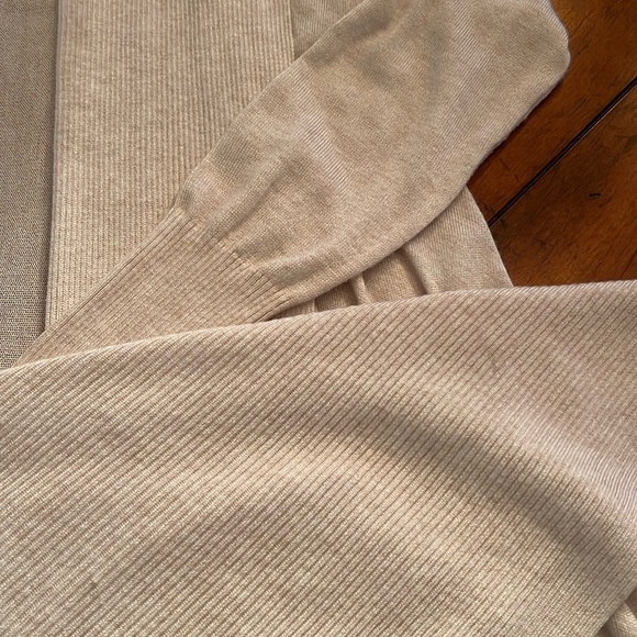 Tes Baker long wrap oatmeal sweater - Picture 5 of 7